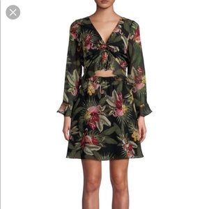NWT Sam Edelman Flamingo Bell Sleeve Dress